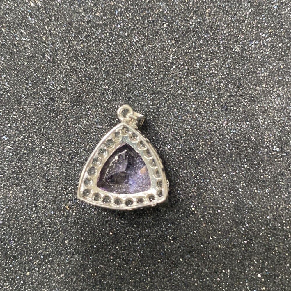 JTV 5.62 CTW, white topaz and amethyst ￼ sterling silver rhodium plated pendant - Picture 3 of 5
